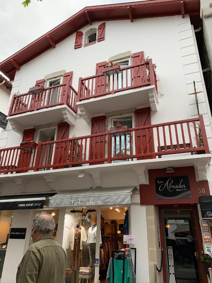Hotel Les Almadies - Coeur De Ville Saint-Jean-de-Luz Zewnętrze zdjęcie